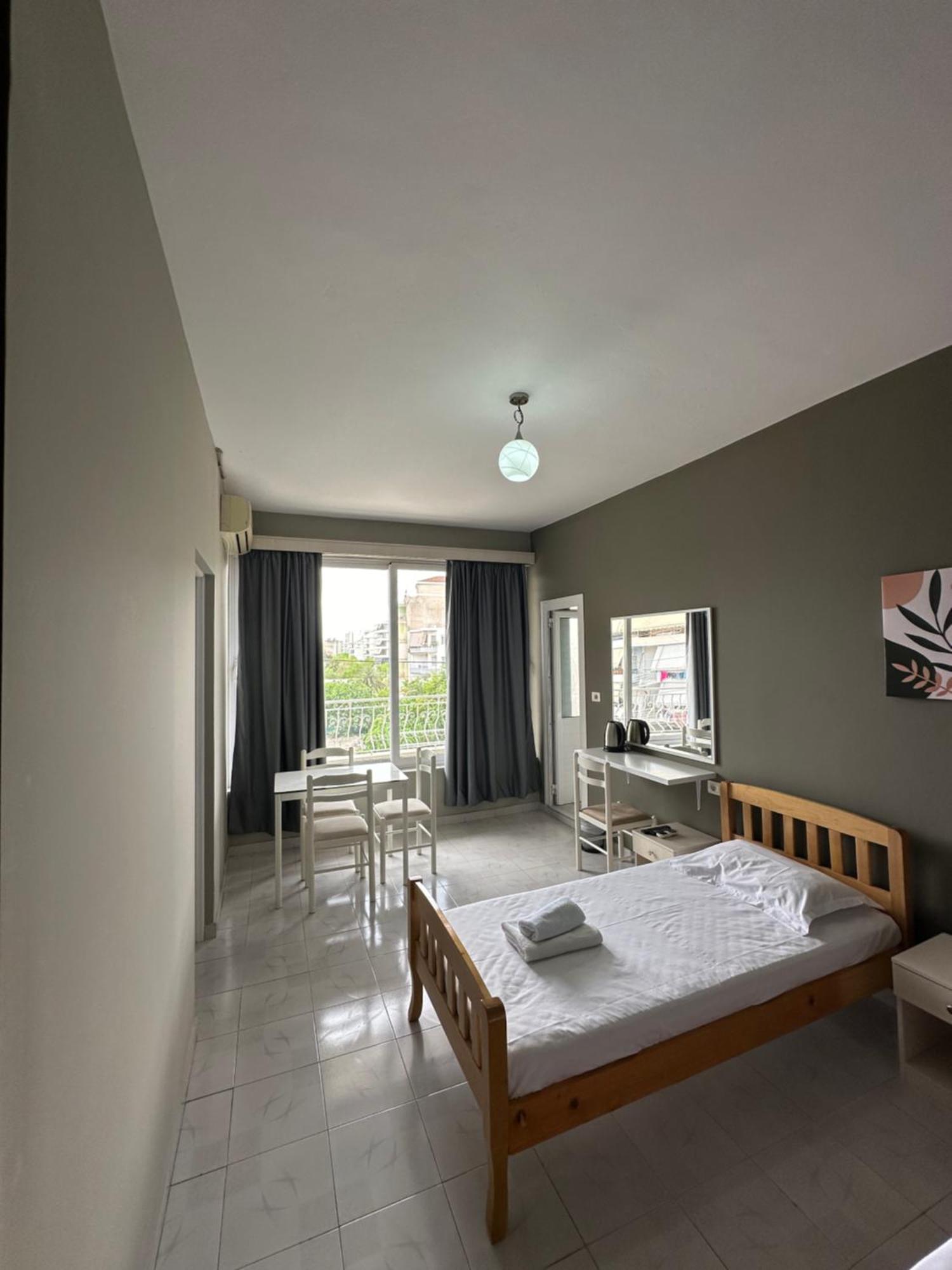 Olivias Apartments City Center Sarandë Exterior foto